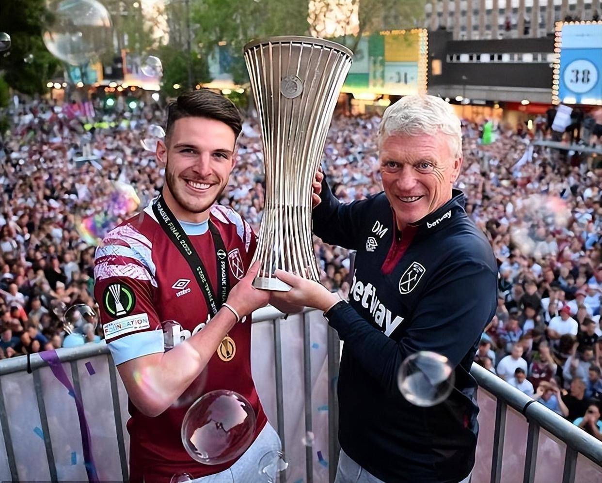 27岁指挥官！阿森纳核心，131场20球27助